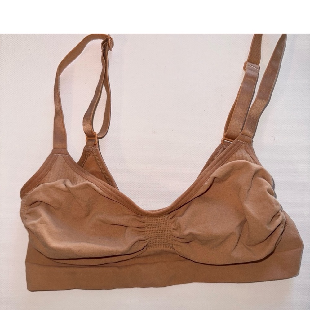 Skims sculpting bralette ***NWOT***